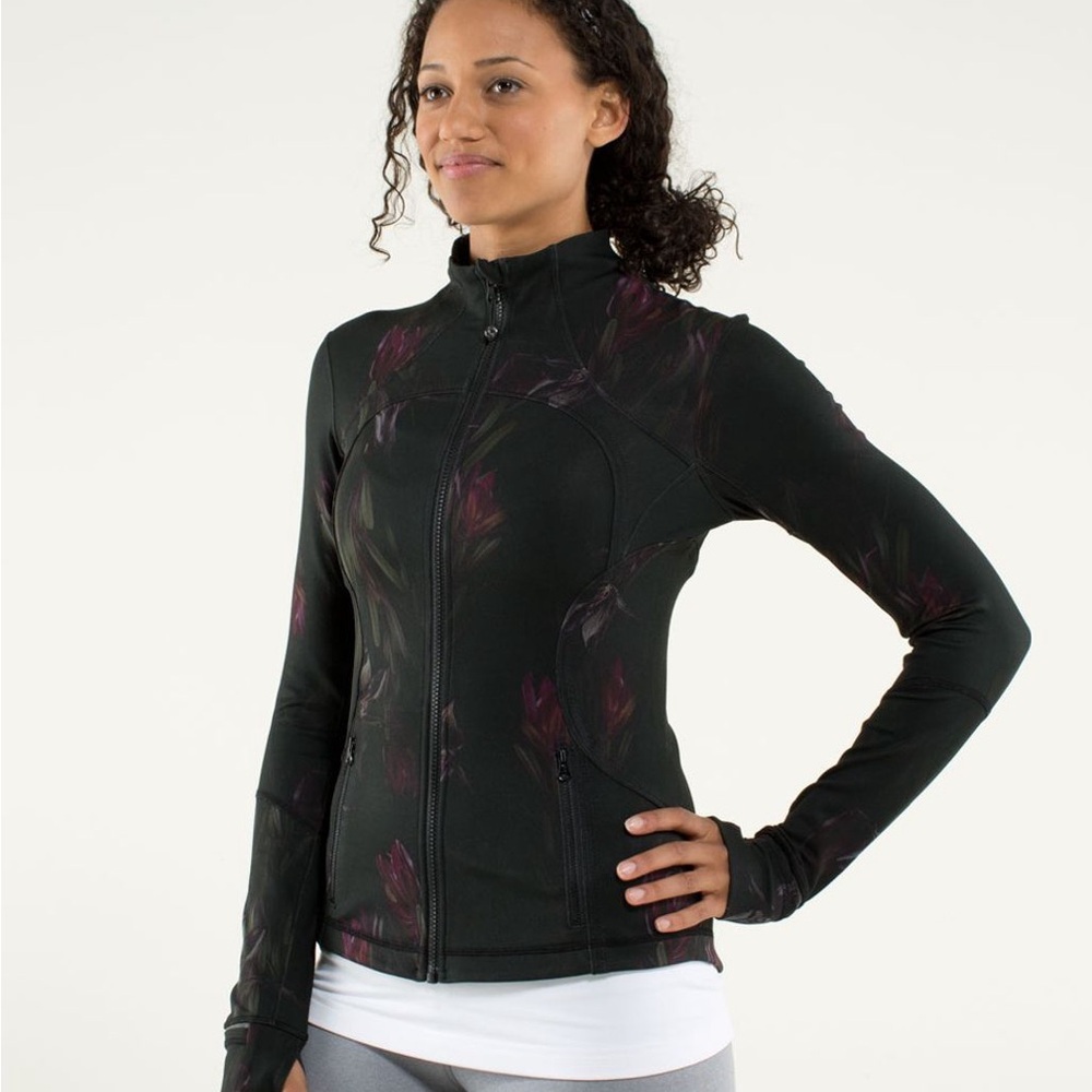 Lululemon Forme Jacket *Cuffins in Midnight Iris